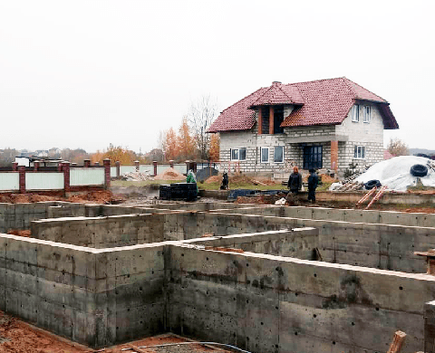 Заливка монолитного ленточного фундамента